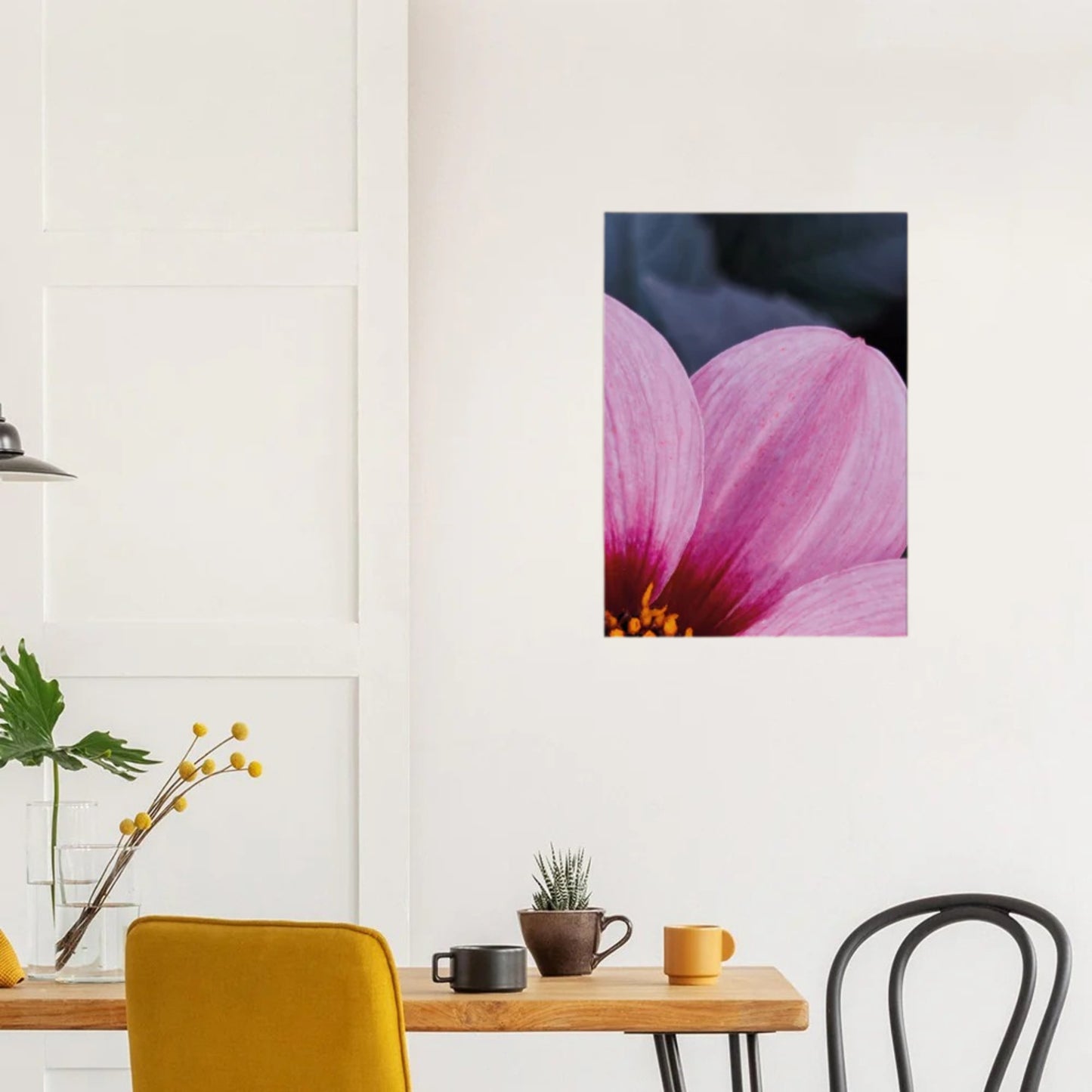 Single Wink Dahlia – Canvas Wall Art